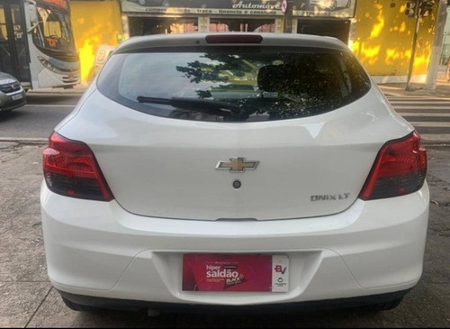 Chevrolet Onix 1.4 Mpfi Lt 8v Flex 4p Manual