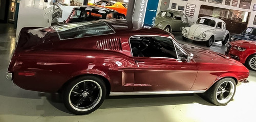 Coche Clásico Ford Mustang Fastback, 1968