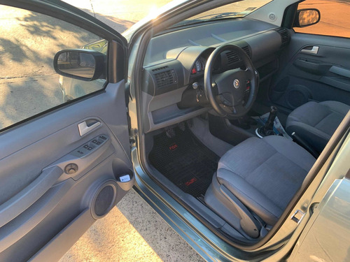 Volkswagen Fox 1.6 Trendline 5 P 2009
