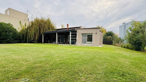 Casa En Venta En San Isidro Labrador, Villanueva, Tigre