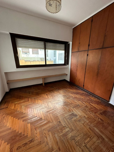 En 4 54 Y 55 Venden Departamento Con Cochera O Permutan City Bell