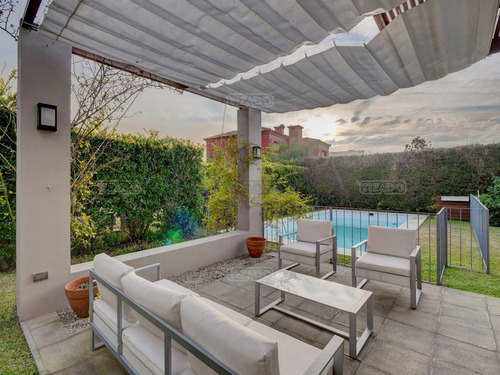 Casa En Venta Ubicado En Los Sauces, Nordelta, Tigre