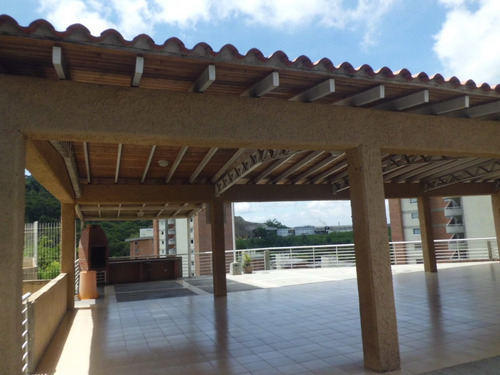 Vendo Excelente Apartamento En Urb. Miravila De 94 Mts2 Documentos De Propiedad Y Demás Solicitados Por El Registro Al Día Solo Para Firmar.