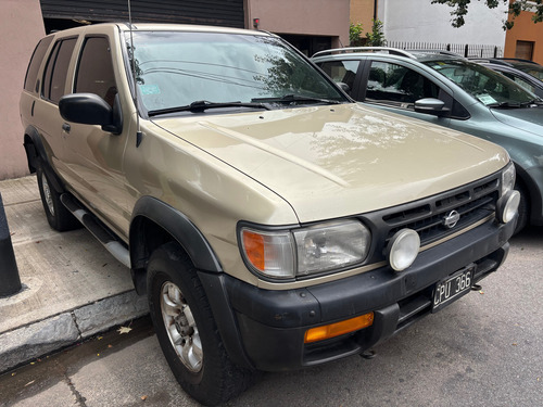 Nissan Pathfinder 3.3 Se