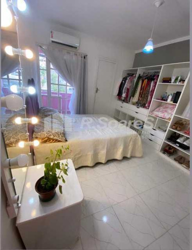 Imagem 8 de 14 de Casa Em Condomínio-à Venda-taquara-rio De Janeiro - Vvcn30127