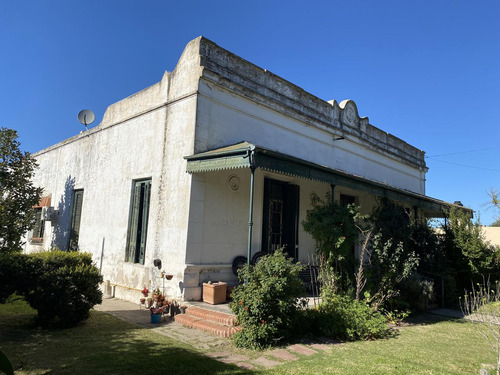 Casa De 5 Dormitorios A Reciclar En Venta Roldan Ideal Proyecto