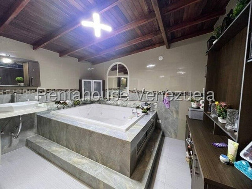 Ccasa En Venta En Turmero Urb La Providencia Zp