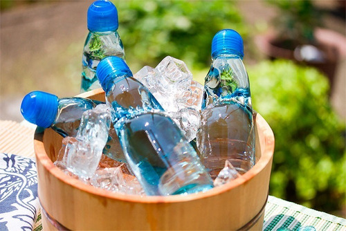 Imagen 2 de 2 de Ramune Sabor Yuzu, Hatakosen 200ml