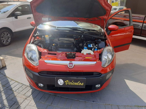 Imagem 6 de 13 de Fiat Punto 2016 1.4 Attractive Flex 5p