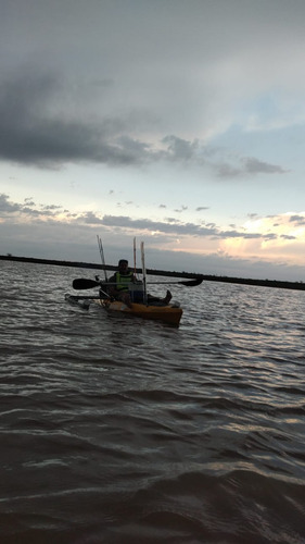 Kayak Rocker Wave 2022 Con Motor Ltceco 3.5 Hp 1hora De Uso