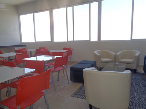 Departamento Con Excelente Conectividad