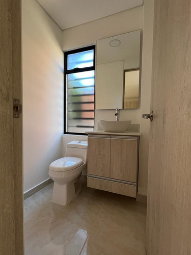 Casa En Venta En El Carmen De Viboral Sector Flores Silvestres ( Via Hacia Rionegro)