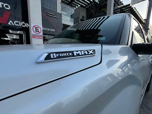 Toyota Sequoia PLATINUM BLANCA 2025