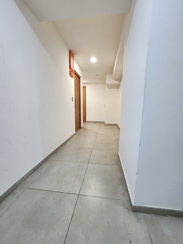 Arriendo De Oficinas A Pasos De Avda Alemania