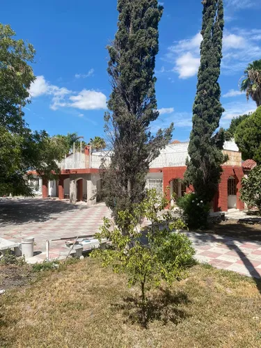 Quinta En Venta En Villas Campestres En Ciénega De Flores N.l. (incluye 3 Casas En El Terreno)