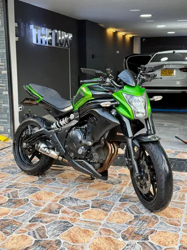 Kawasaki Er6n Modelo 2014 Con Varios Extras.