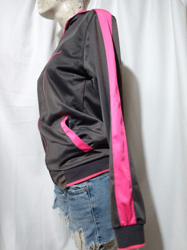 Sexy Chamarra Deportiva Nike Gris Con Rosa Cierre Gorro (Usado)