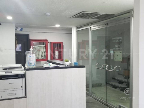 Imagen 2 de 16 de Oficinas En Renta En Adición Sur Universidad