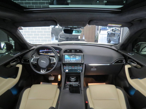 Imagem 2 de 15 de Jaguar F-pace 2.0 16v Ingenium R-sport Awd 4p Automático