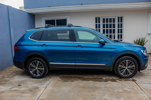 Imagen 2 de 15 de Volkswagen Tiguan Comfortline Tsi 1.4l Dsg L4 150 Hp 2020