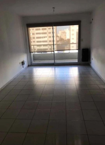 Imagen 3 de 14 de Departamento Venta 1 Dormitorio 1 Baño 1 Balcón 1 Cochera 46 Mts2 - La Plata