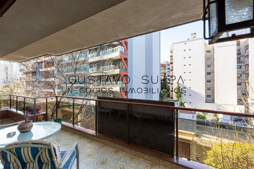 Hermoso Piso De 4 Ambientes Con Dependencia, Escritorio, Baulera Y Cochera