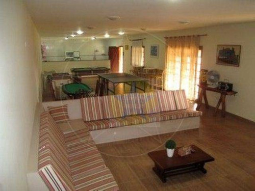 Chácara Residencial Com 4 Dormitórios À Venda, 800 M² Por R$ 680 Mil -piracaia Sp - Ch0317