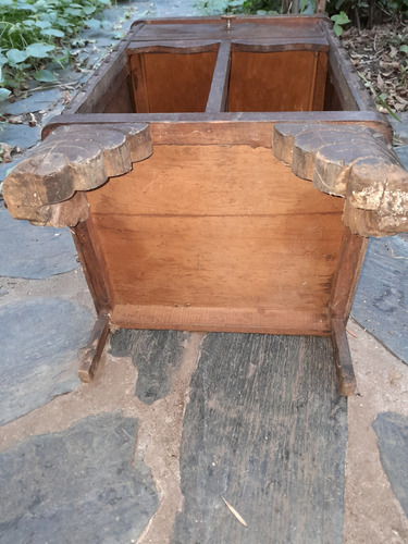 Mesa De Luz Antigua A Restaurar (sin Envios) Mate Marrón (Usado)