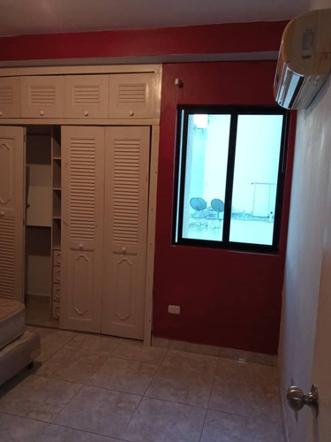 Imagen 7 de 11 de Apartamento En Urb. Valles De Camoruco, Foa-1984