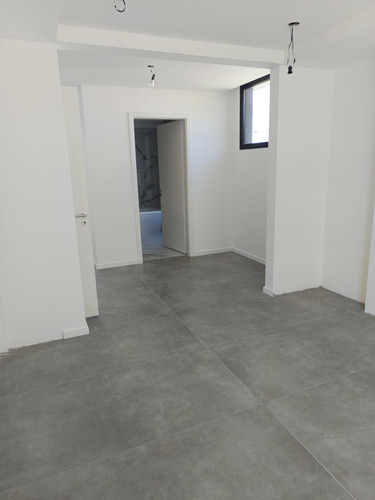 Venta Casa A Estrenar En Barrio San Eliseo Golf