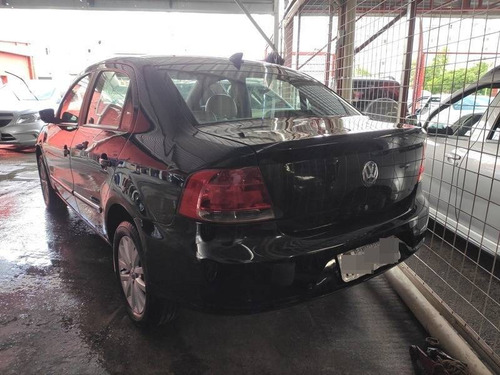 Volkswagen Voyage 1.0 Mi 8v Flex 4p Manual