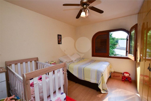 Lindo Sobrado Com Piscina, 4 Suítes, 4 Vagas De Garagem - 190-im42706
