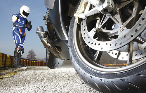 Cubierta Metzeler 200/50 17 Sportec M5 Interact Sport