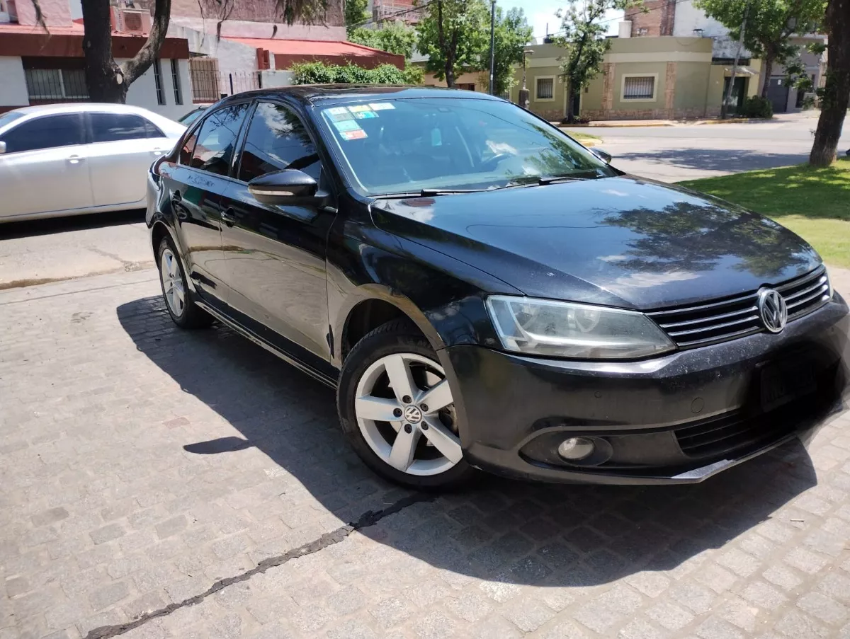 Volkswagen Vento 2.0 Luxury I 140cv