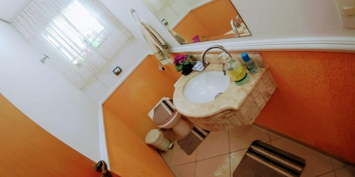 Sobrado Com 3 Dormitórios Sendo 3 Suítes E 3 Vagas À Venda, 175 M² Por R$ 890.000 - Santa Teresinha - São Paulo/sp - So2305