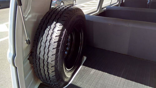 Imagem 10 de 14 de (01) Volkswagen Kombi 1.4 Flex 2014 Zerada