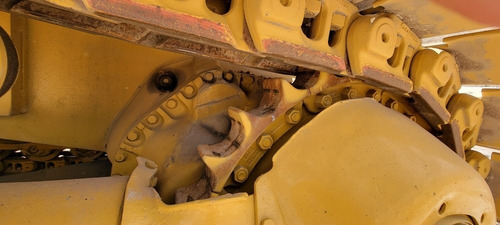 Imagen 8 de 11 de Caterpillar D8