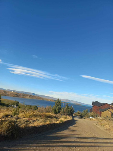 Imagen 4 de 11 de Espectacular Lote, Esquina De Altura Vista Al Lago Argentino