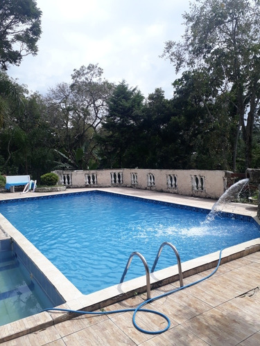 Chácara Com Piscina Em Mairiporã