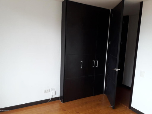 Imagen 12 de 14 de Apartamento En Belmira(bogota) Rah Co: 21-482