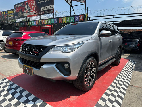 Toyota Fortuner Sw4 2.4 Turbo Diesel Mod 2019 