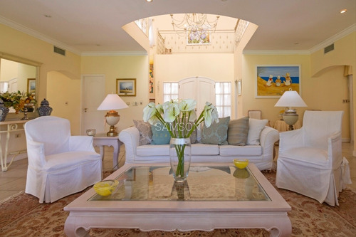 Importante Propiedad En Venta, Punta Del Este- Ref: 63648