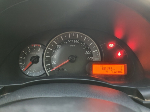Imagen 12 de 12 de Nissan March 2015 1.6 Active 107cv May14