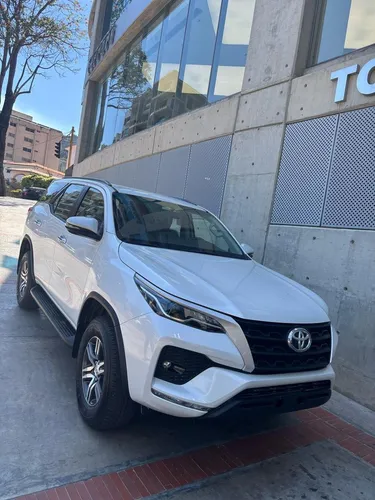 Toyota Fortuner 2.7 Exr