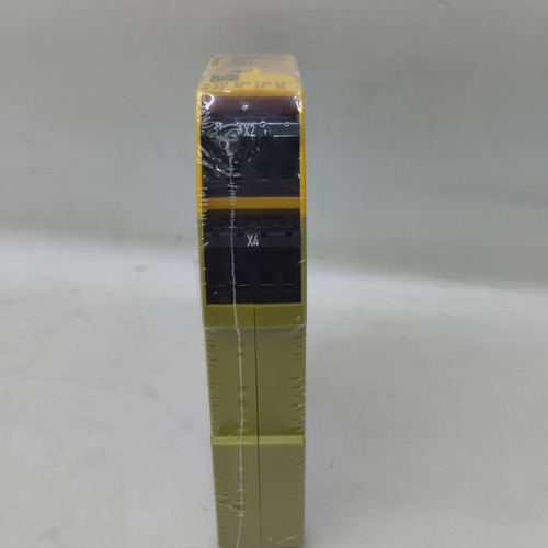 Safety Relay Pnoz S4 24vdc 3 N/o 1 N/c Pilz 750104 (Usado)