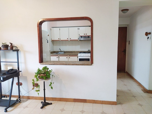 Imagen 3 de 11 de Apartamento Res. La Paz Urb. Las Quintas Naguanagua Foa-2483 Marisol 04244923040