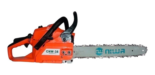 Imagen 2 de 2 de Motosierra a nafta Niwa 38cc CNW-38 1.3kW Espada 16" Paso Cadena 3/8 lp