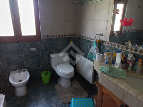 Parcela En Venta, Seis Dormitorios,los Laureles, Limache