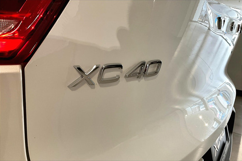 Volvo XC40 5p Recharge BEV