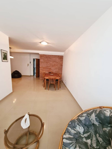 Imagen 9 de 13 de Se Vende Apartamento En Lomas Del Esteres. Miko Building 04244921462 Nelson